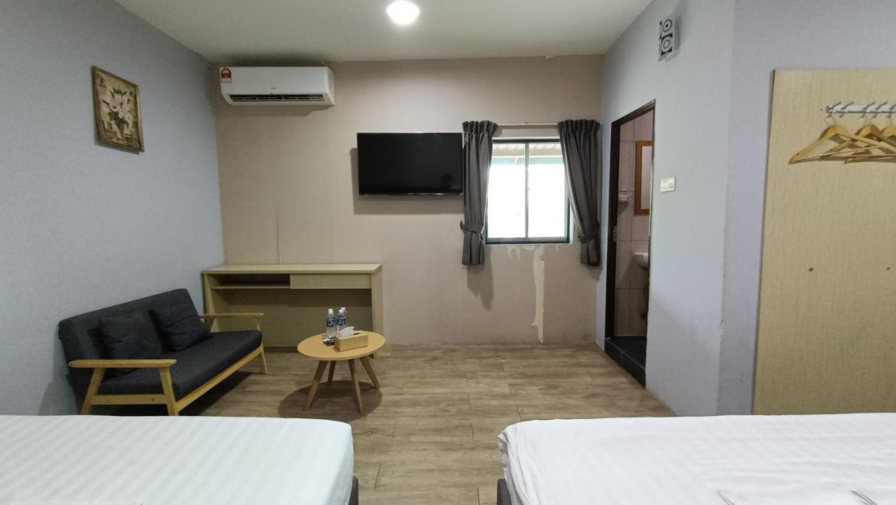 Unikarya Lodge Kota Kinabalu Luaran gambar