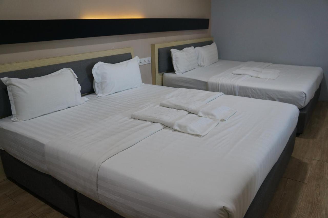 Unikarya Lodge Kota Kinabalu Luaran gambar