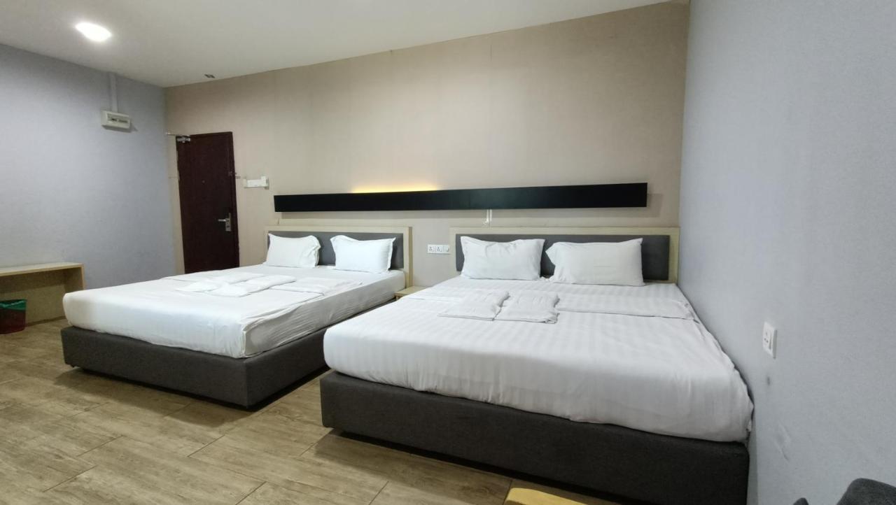 Unikarya Lodge Kota Kinabalu Luaran gambar