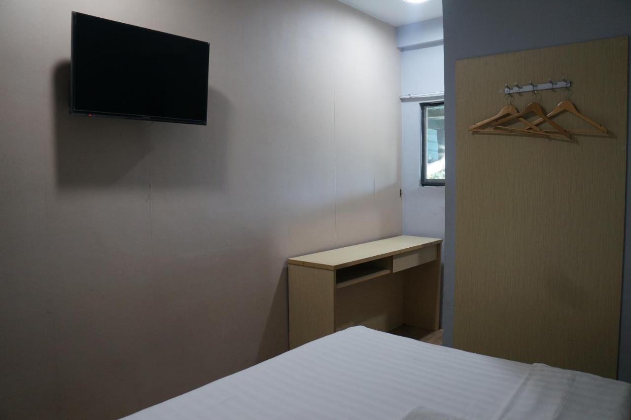 Unikarya Lodge Kota Kinabalu Luaran gambar