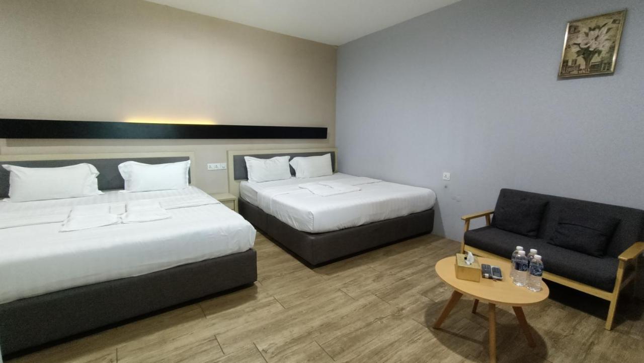 Unikarya Lodge Kota Kinabalu Luaran gambar