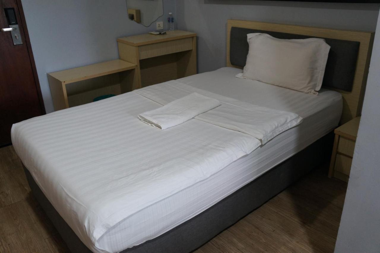 Unikarya Lodge Kota Kinabalu Luaran gambar