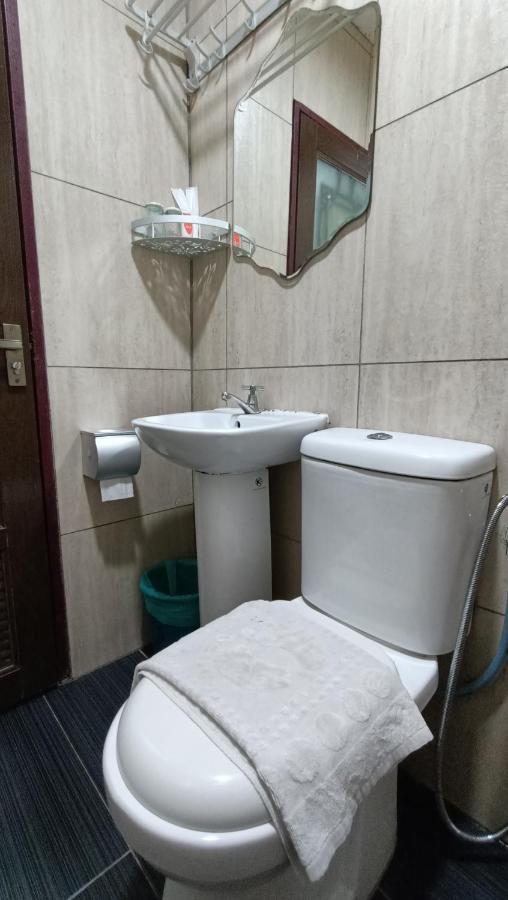 Unikarya Lodge Kota Kinabalu Luaran gambar
