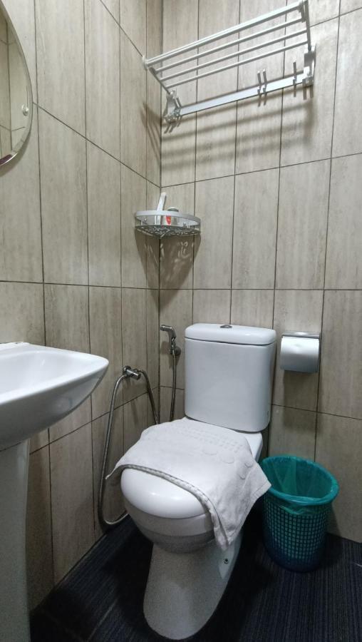 Unikarya Lodge Kota Kinabalu Luaran gambar